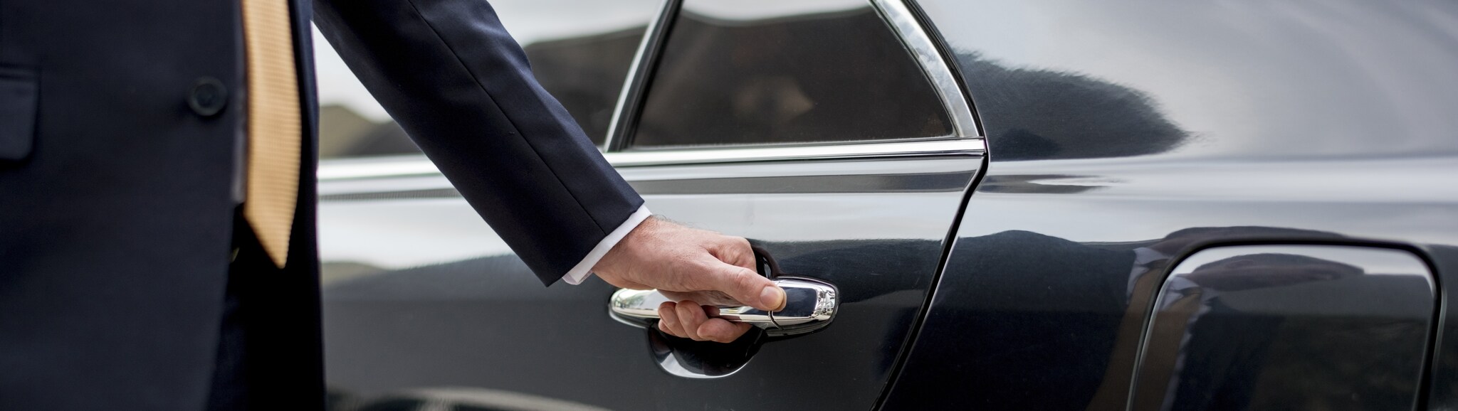 American Express Platinum Limousine Service American Express Platinum Limousine Service